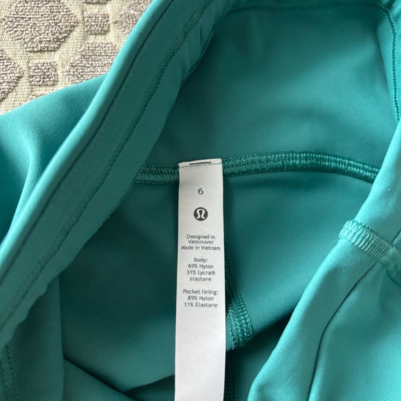 Lululemon Swift Speed High-Rise 21", Size 6 - Picture 5 of 5